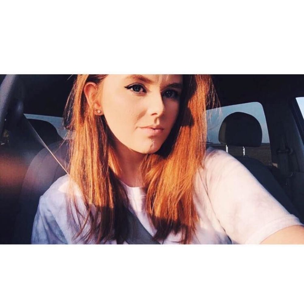 Meet your Posher, Caitlyn
